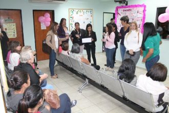 42 mujeres asistieron a jornada de pesquisa de cáncer auspiciado por Senos Ayuda