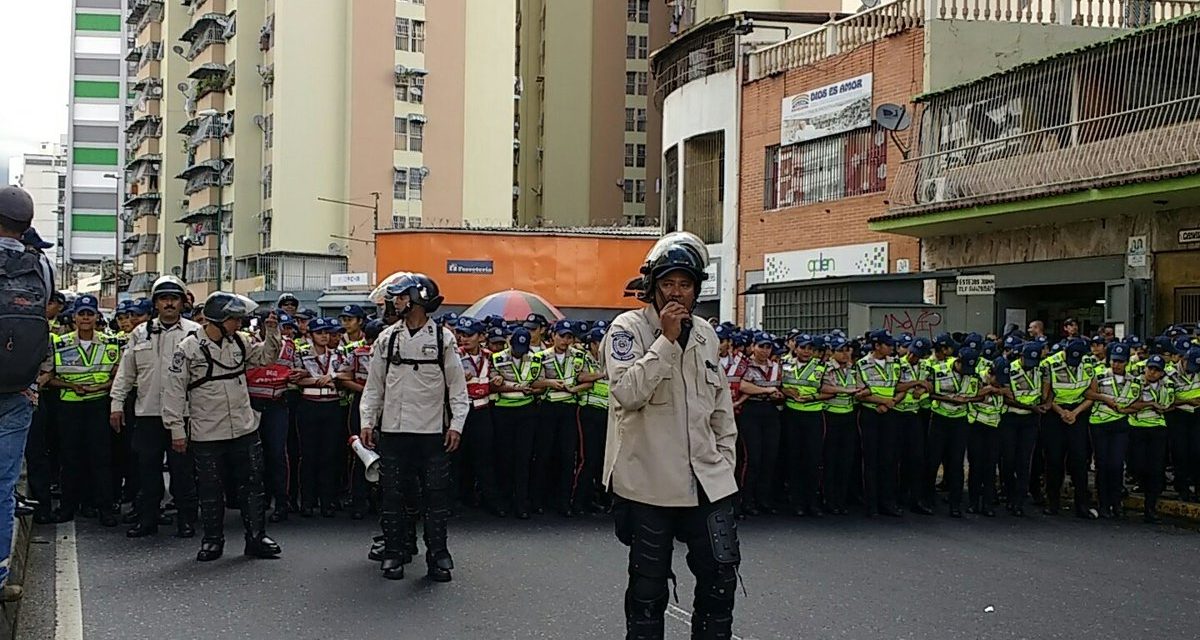 Piquetes de la PNG impidieron a marcha en salud llegar al Ministerio